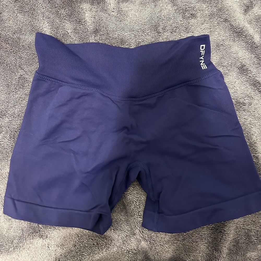 Dfyne shorts